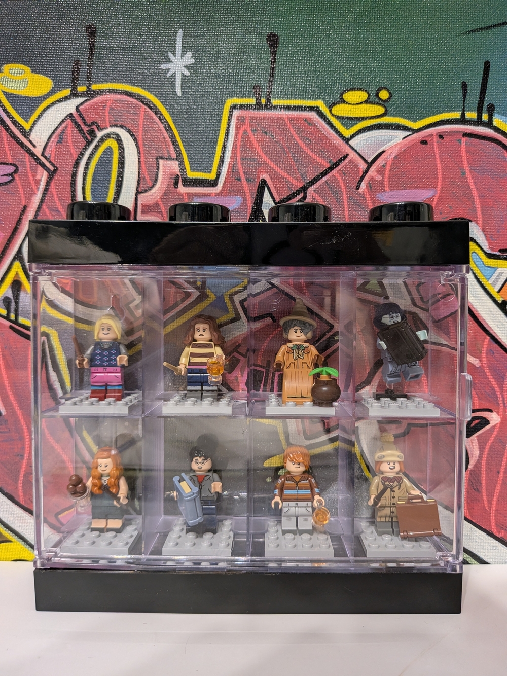 2020 LEGO Harry Potter Minifigures (Series 2) with Display Case - Picture 2 of 10